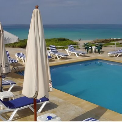 Hotel Maysi Pool